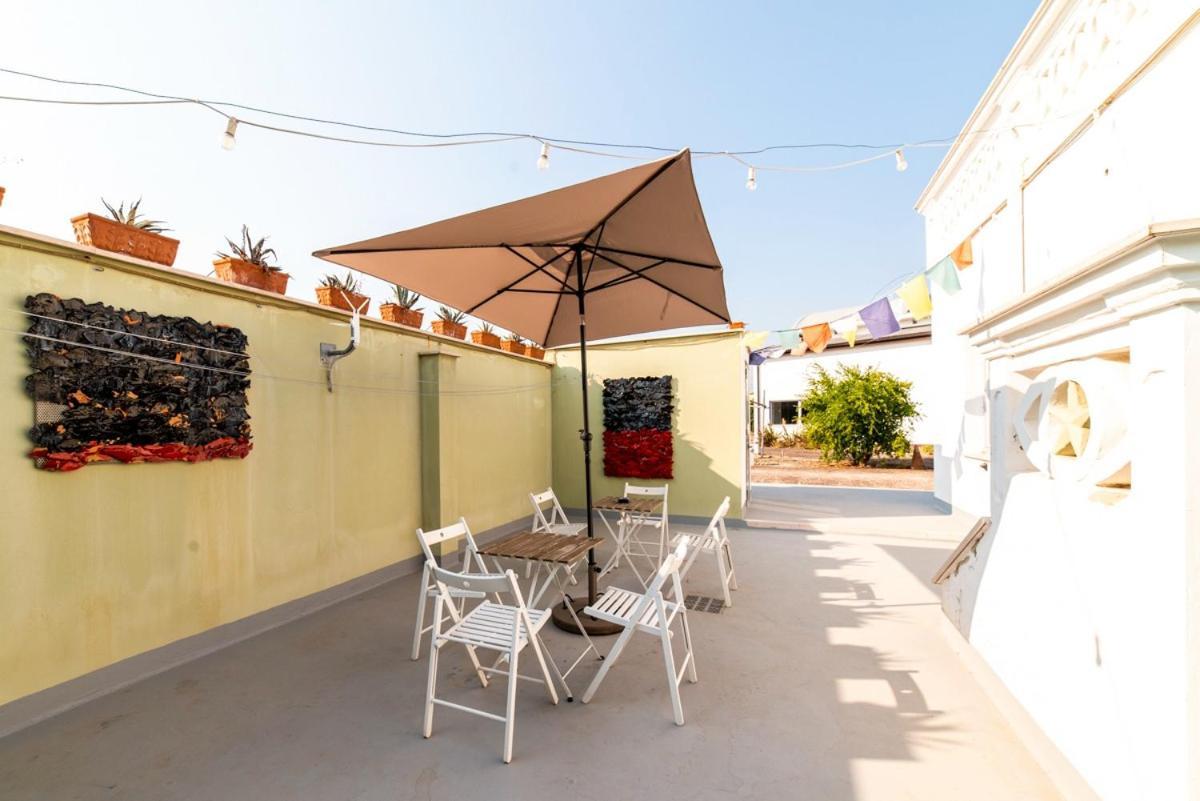 Speciale Tarshito'S Home - Atrium And Terrace Bari Exterior foto
